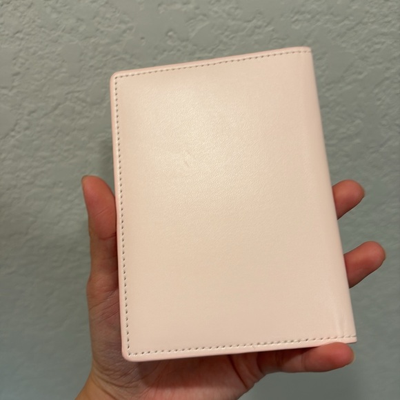 NWOT Christian Dior Beaute Blush Pink Passport Holder - Picture 8 of 8